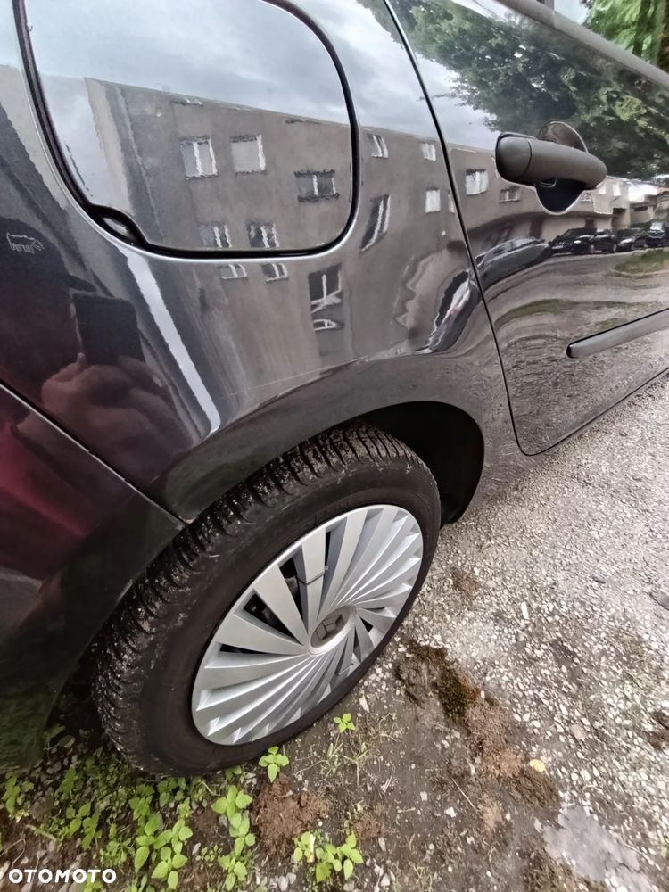 Renault Clio 1.2 16V Authentique - 8