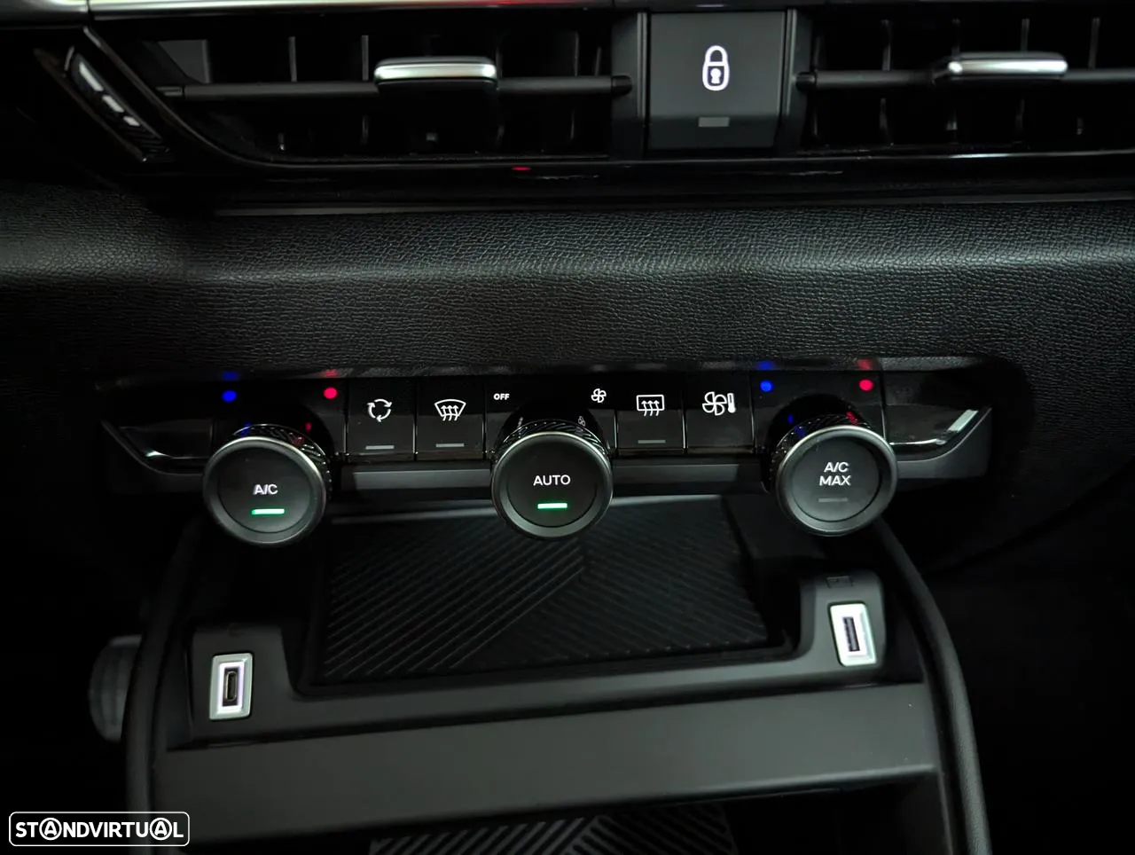 Citroën C4 1.2 PureTech Plus - 29