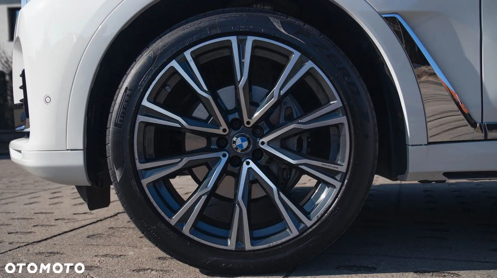 BMW X7 xDrive40i - 8