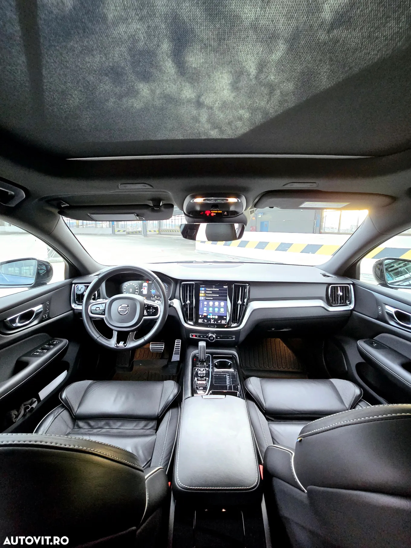 Volvo V60 T8 AWD Twin Engine Geartronic R-Design - 8
