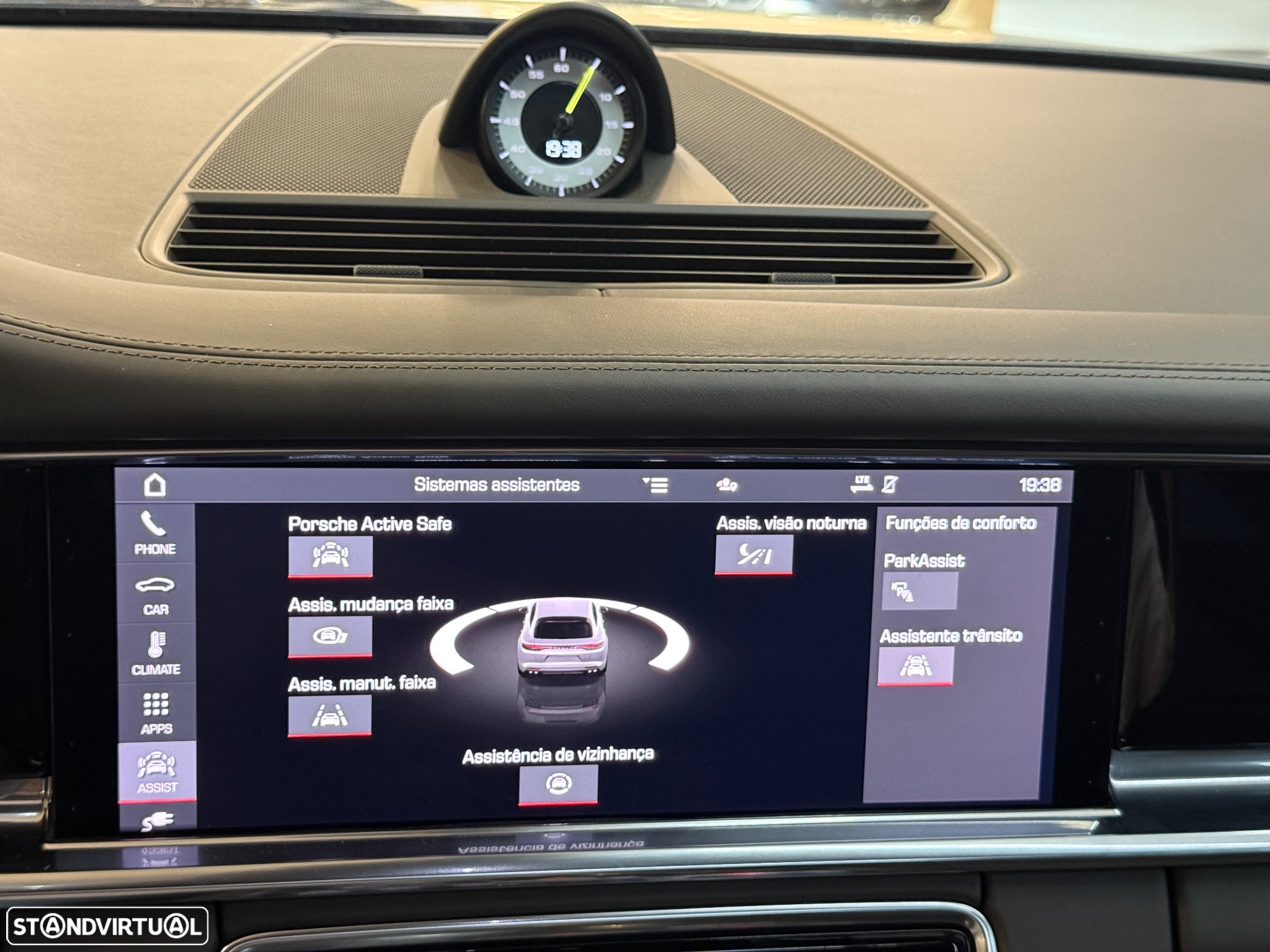 Porsche Panamera Sport Turismo 4S E-Hybrid - 25