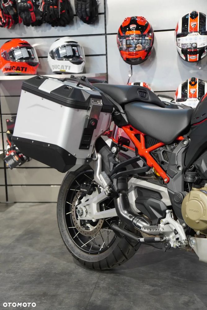 Ducati Multistrada - 9