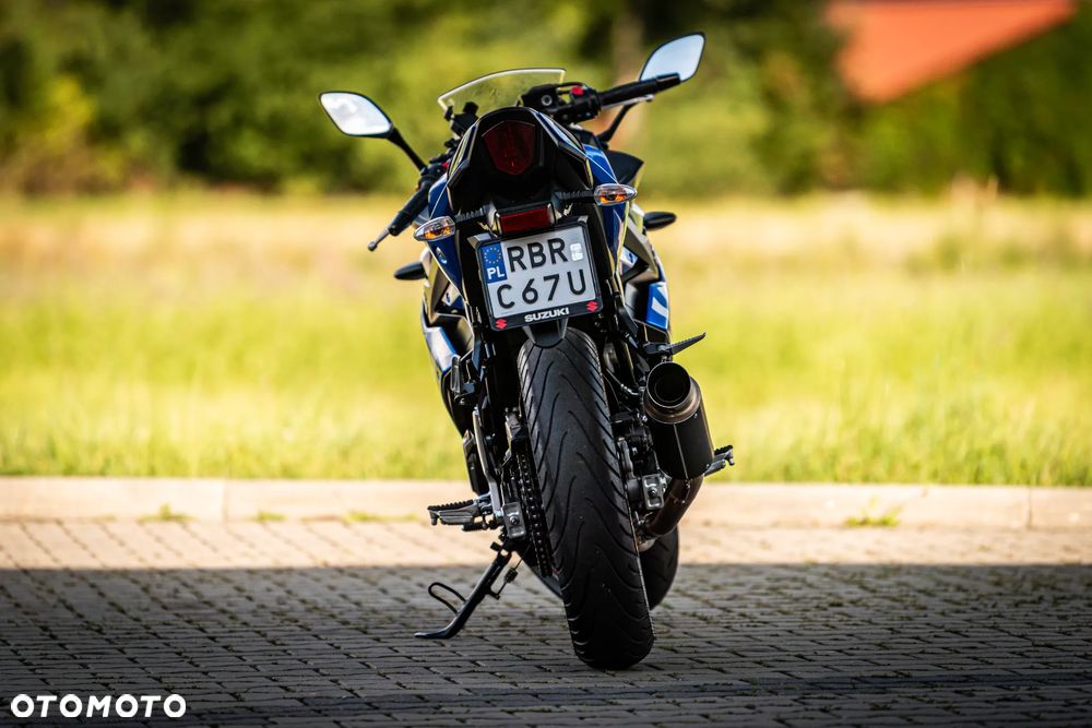 Suzuki GSX-R - 8