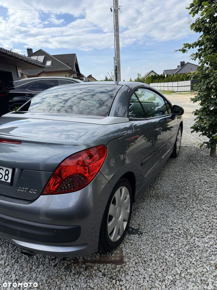 Peugeot 207 CC - 7