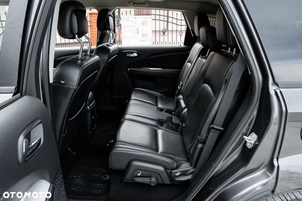 Fiat Freemont 2.0 Multijet Black Code AWD - 24