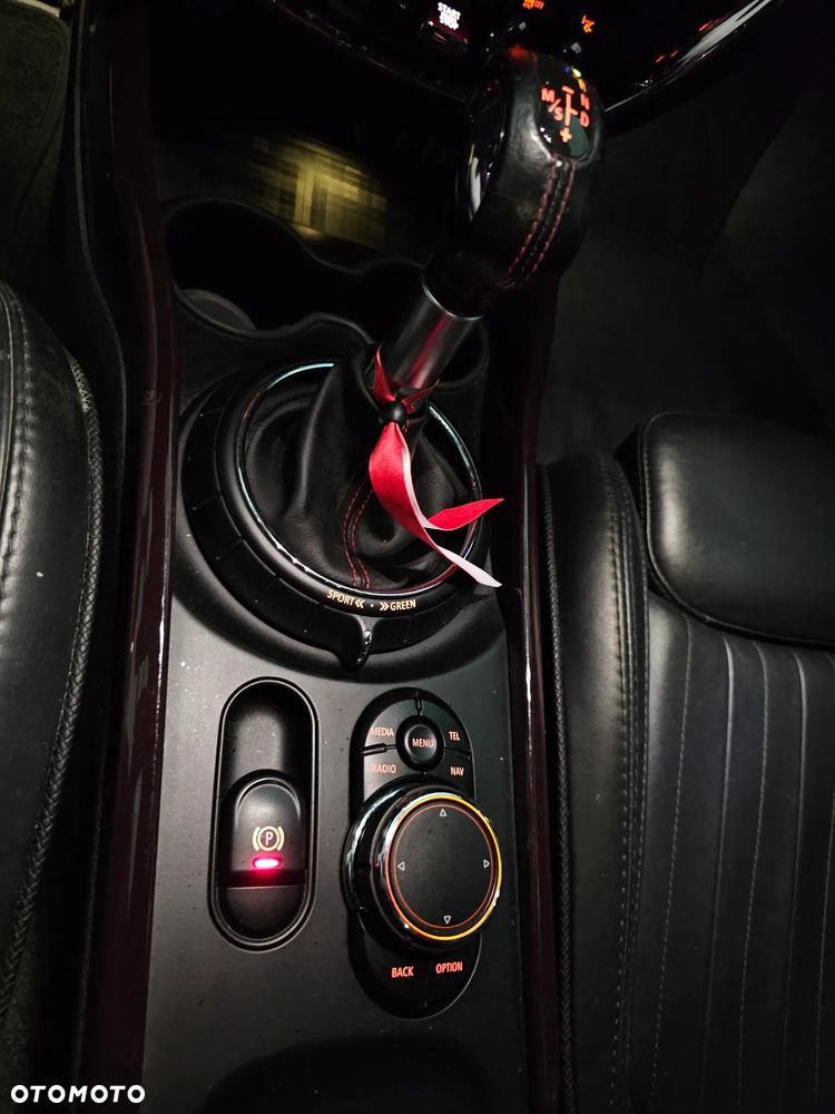 MINI Clubman Cooper SD ALL4 - 20