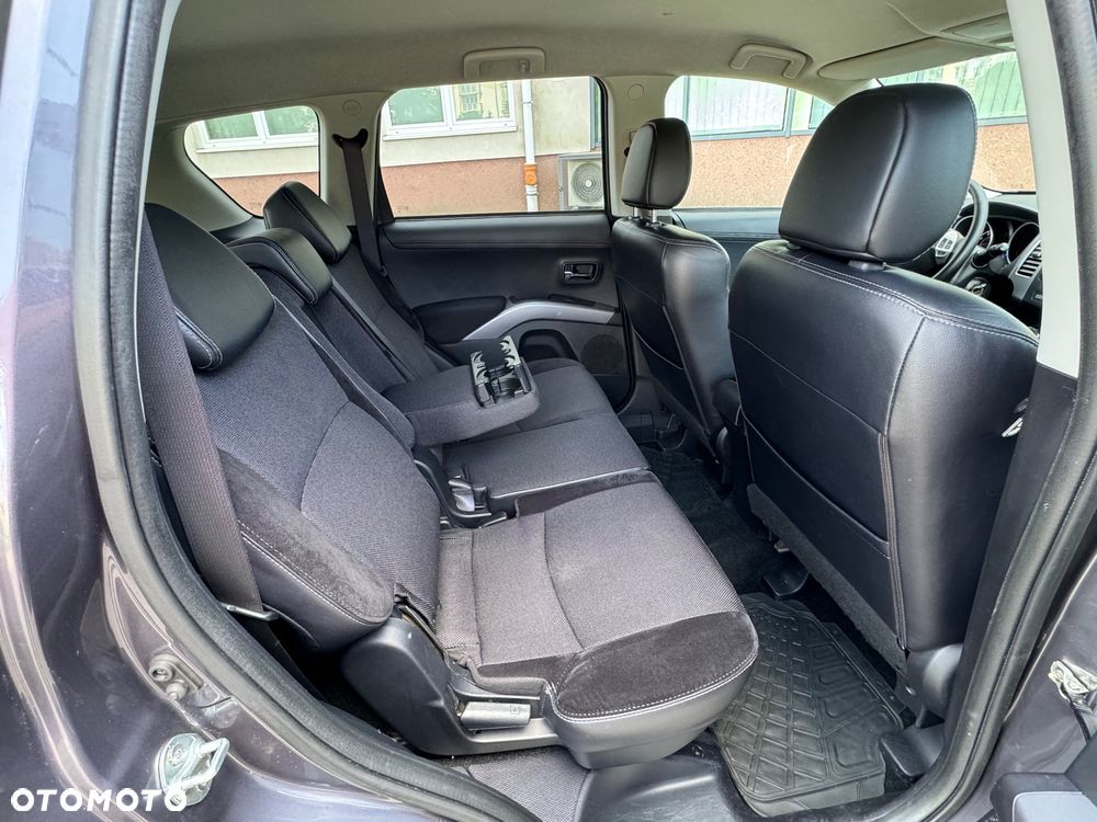 Mitsubishi Outlander 2.0 2WD Diamant - 26