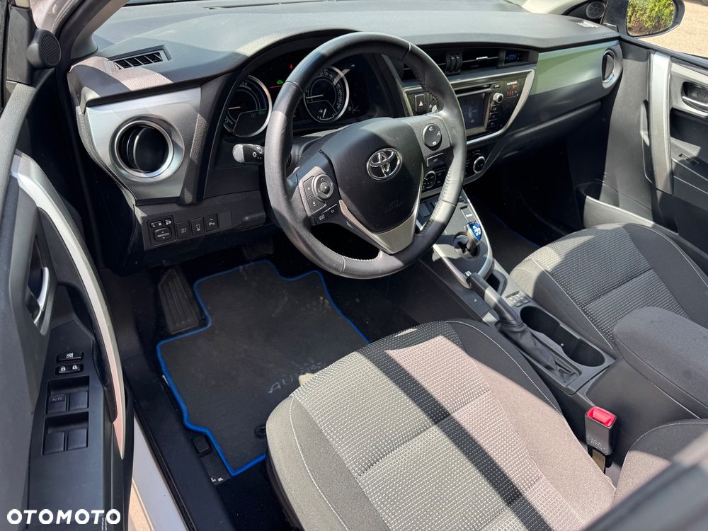 Toyota Auris - 21