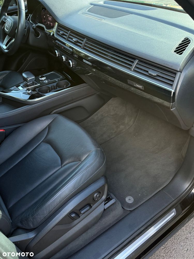 Audi Q7 - 14