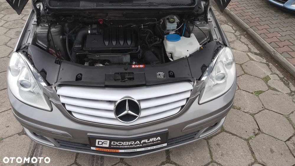 Mercedes-Benz Klasa B 180 CDI Special Edition - 21
