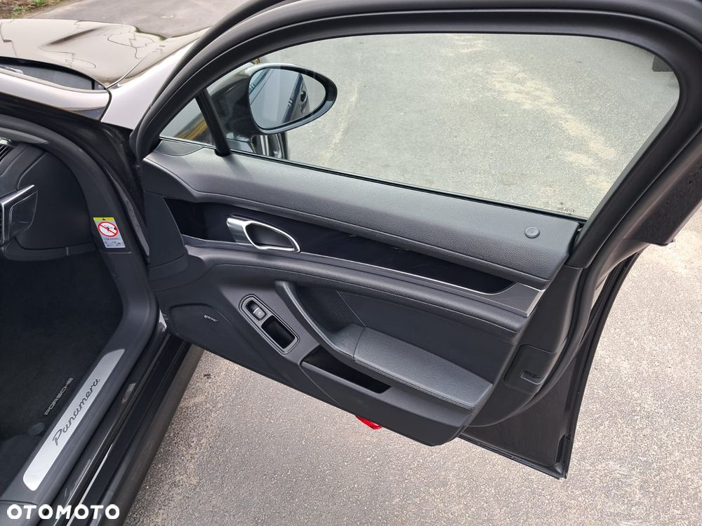 Porsche Panamera Diesel - 29
