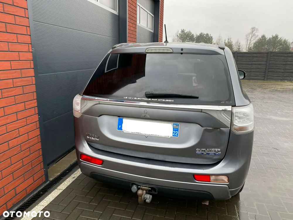 Mitsubishi Outlander 2.4 4WD - 30