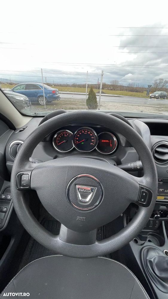 Dacia Duster 1.2 TCe 4x2 Laureate - 8