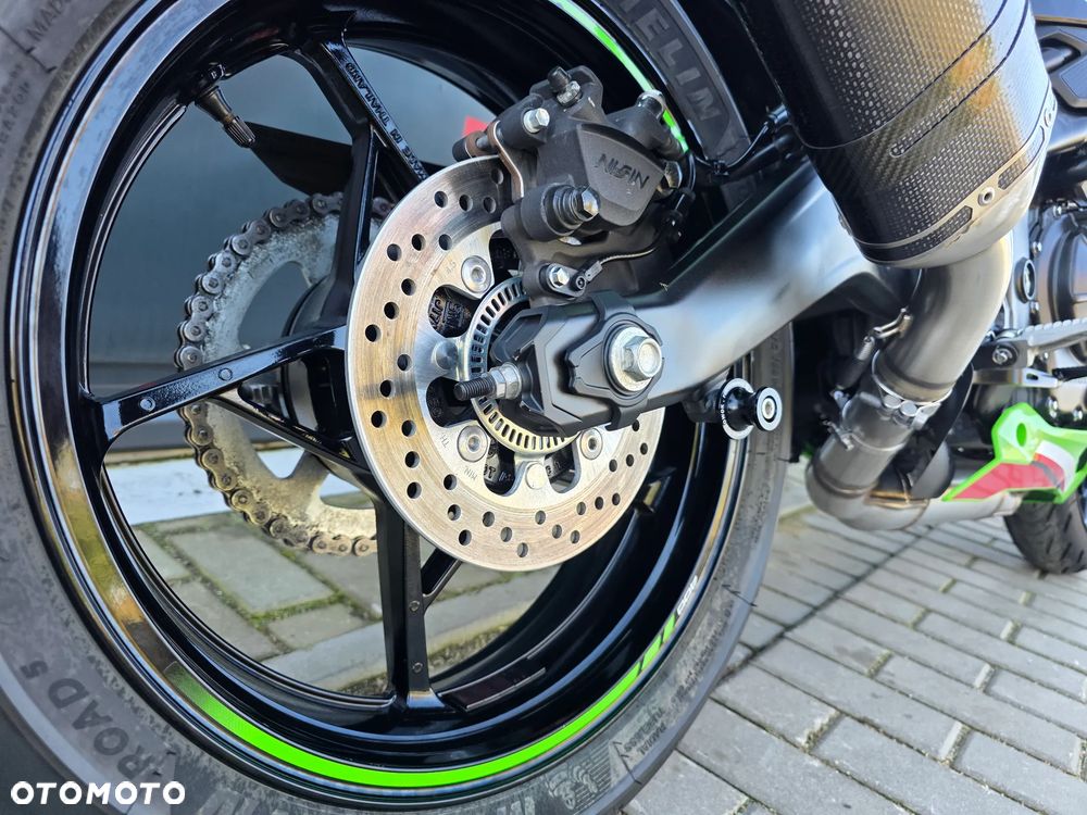 Kawasaki Ninja 400 - 20