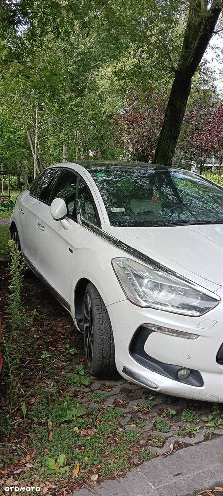 Citroën DS5 2.0 HDi Hybrid4 SportChic MCP - 3