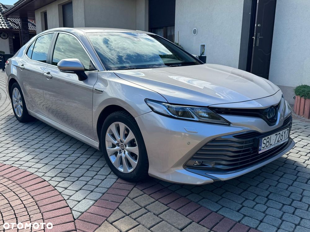 Toyota Camry 2.5 Hybrid Comfort CVT - 1