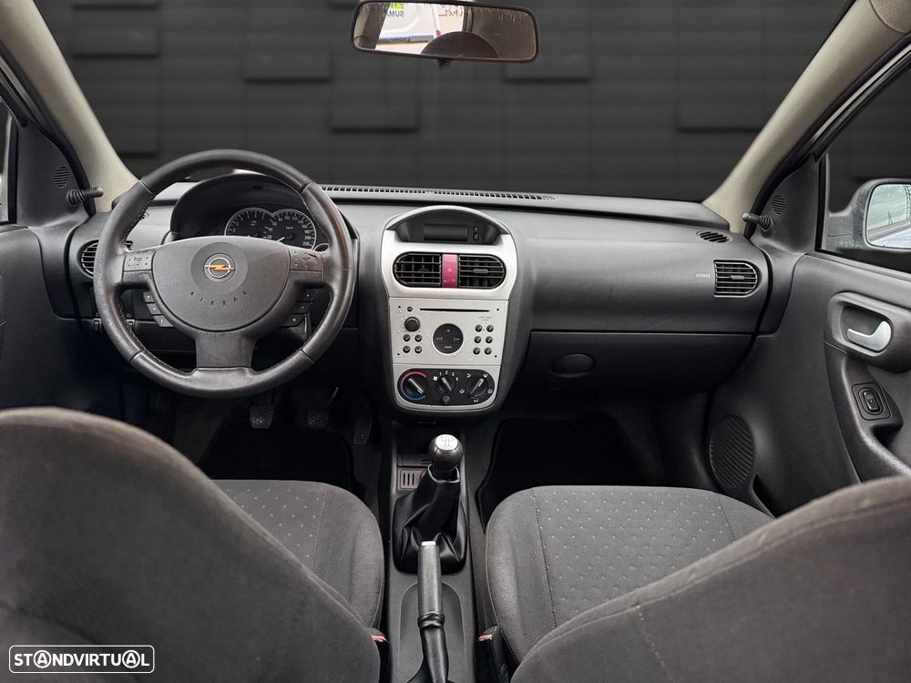 Opel Corsa 1.2 16V Enjoy R - 10