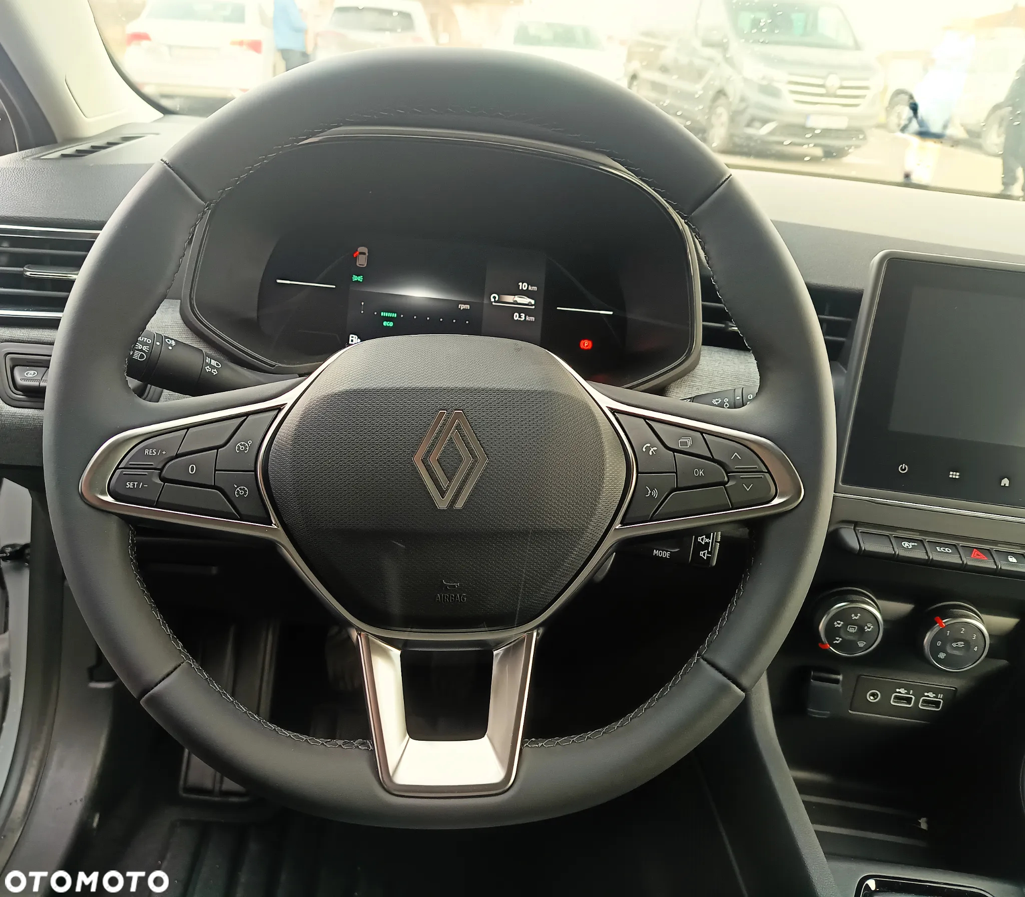 Renault Clio - 17