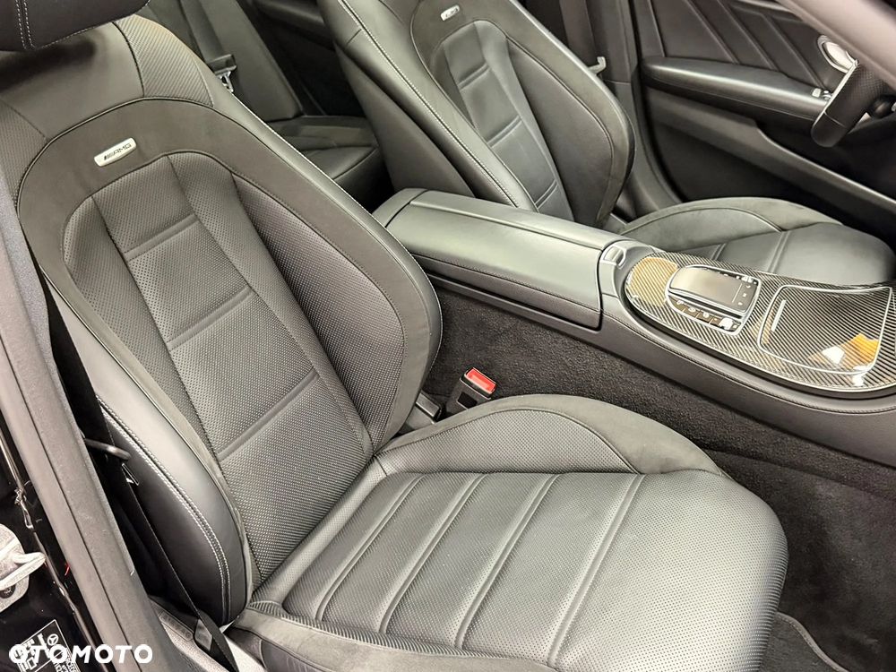 Mercedes-Benz Klasa E AMG 53 4Matic+ AMG Speedshift TCT-9G - 16