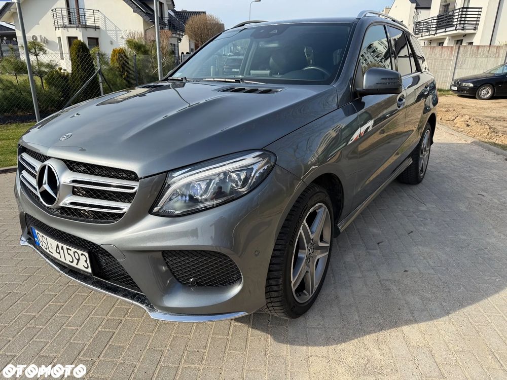 Mercedes-Benz GLE 250 d 4-Matic - 28