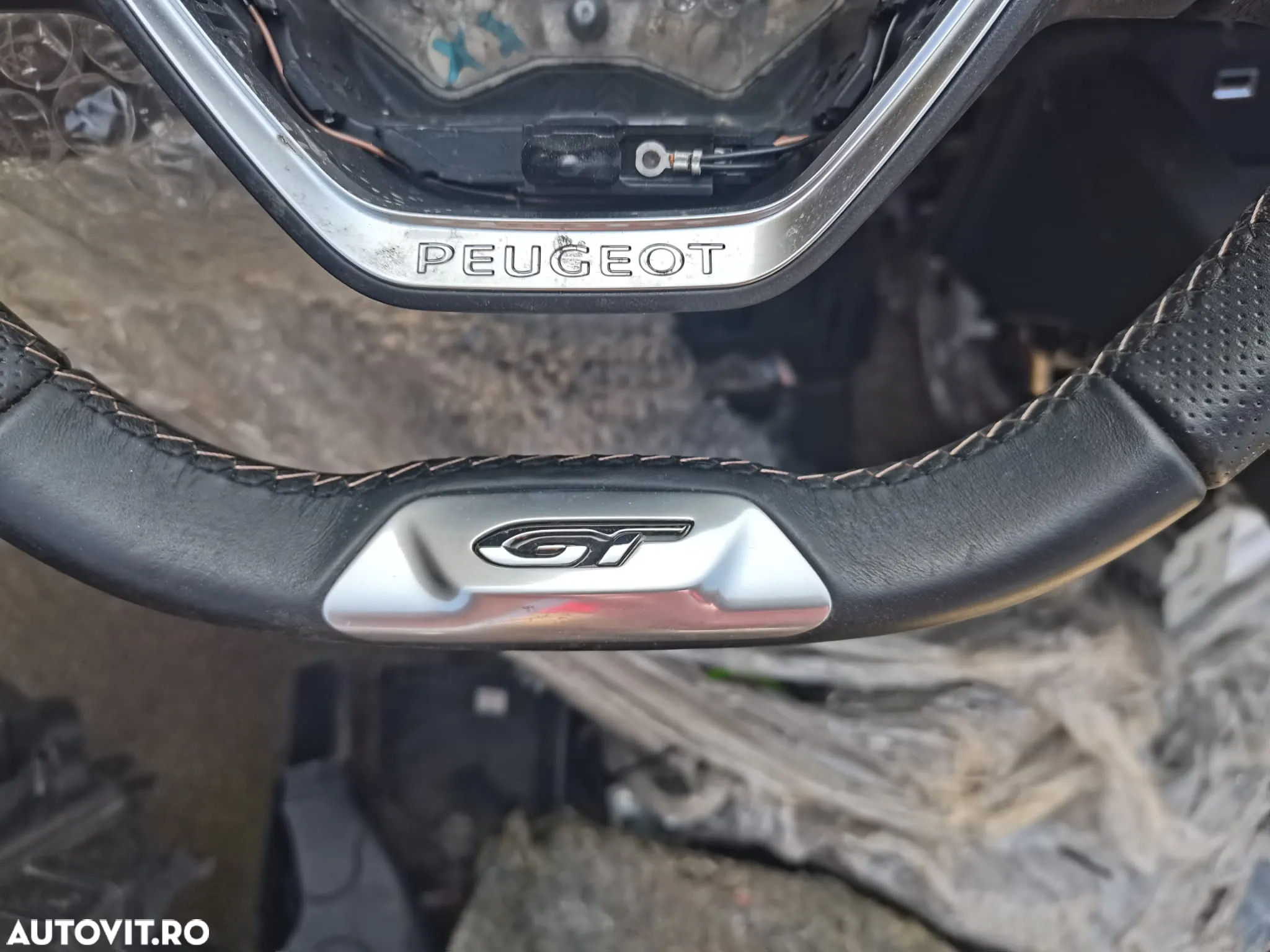 Peugeot 3008 / 5008 plansa de bord GT - 2