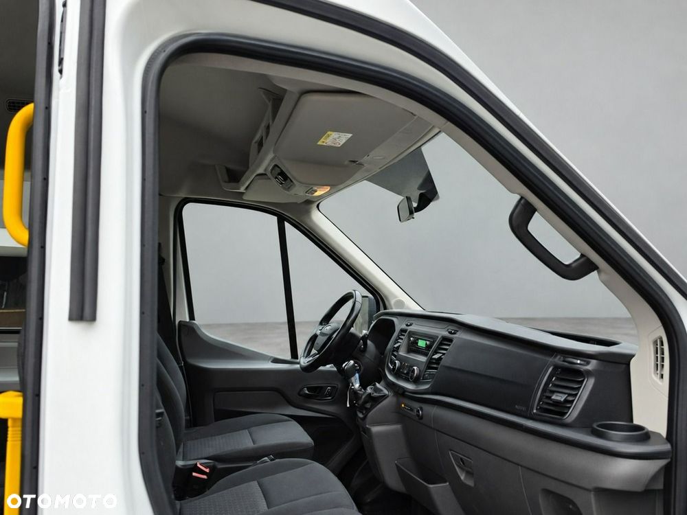 Ford Transit - 14