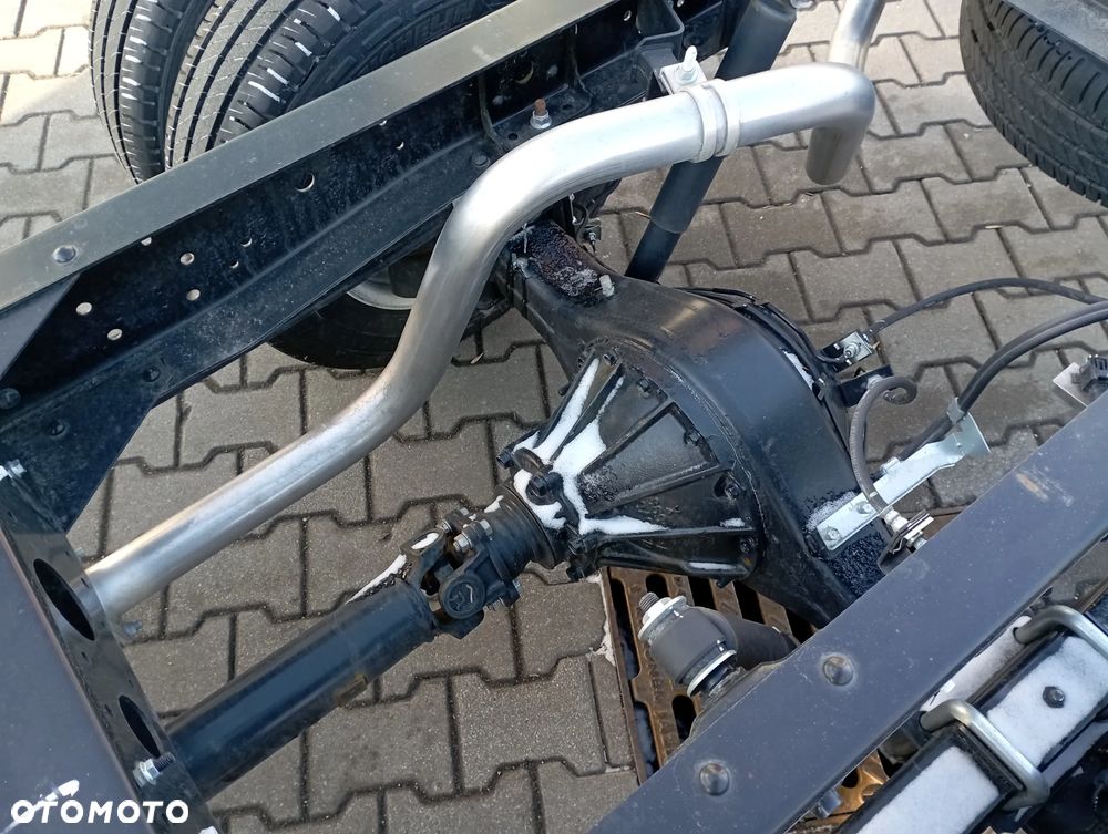 Isuzu M27F 3,0 TURBO - 26