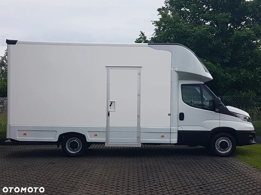 Iveco DAILY KONTENER NISKOPODŁOGOWY 4,44x2,23x2,42 SKLEP FOODTRUCK BAR KLIMA KONIOWÓZ KAMPER - 12