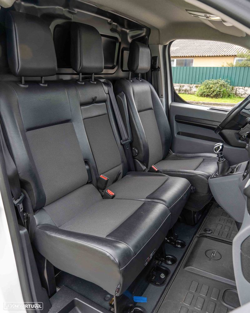 Opel Vivaro 2.0 CDTi L2H1 Essentia Inc - 19