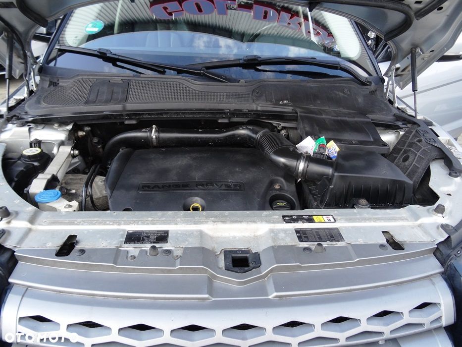 Land Rover Range Rover Evoque - 26