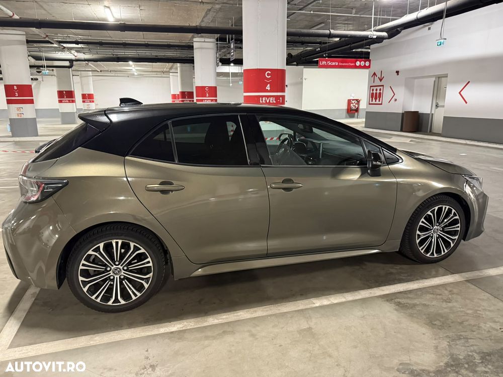 Toyota Corolla - 5