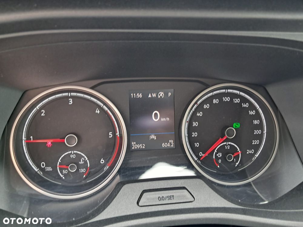 Weinsberg X-Cursion 500 MQ 2 osobne łóżka  4 osoby Wersja Zimowa  FV23% - 13