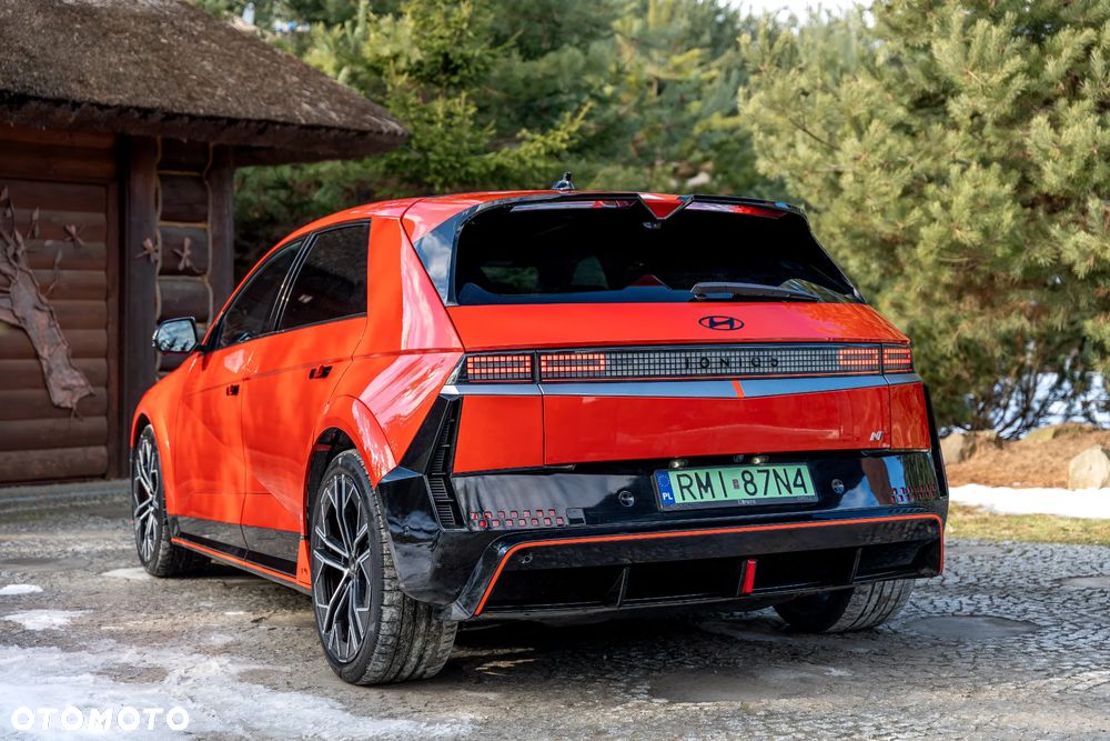 Hyundai IONIQ 5 - 12