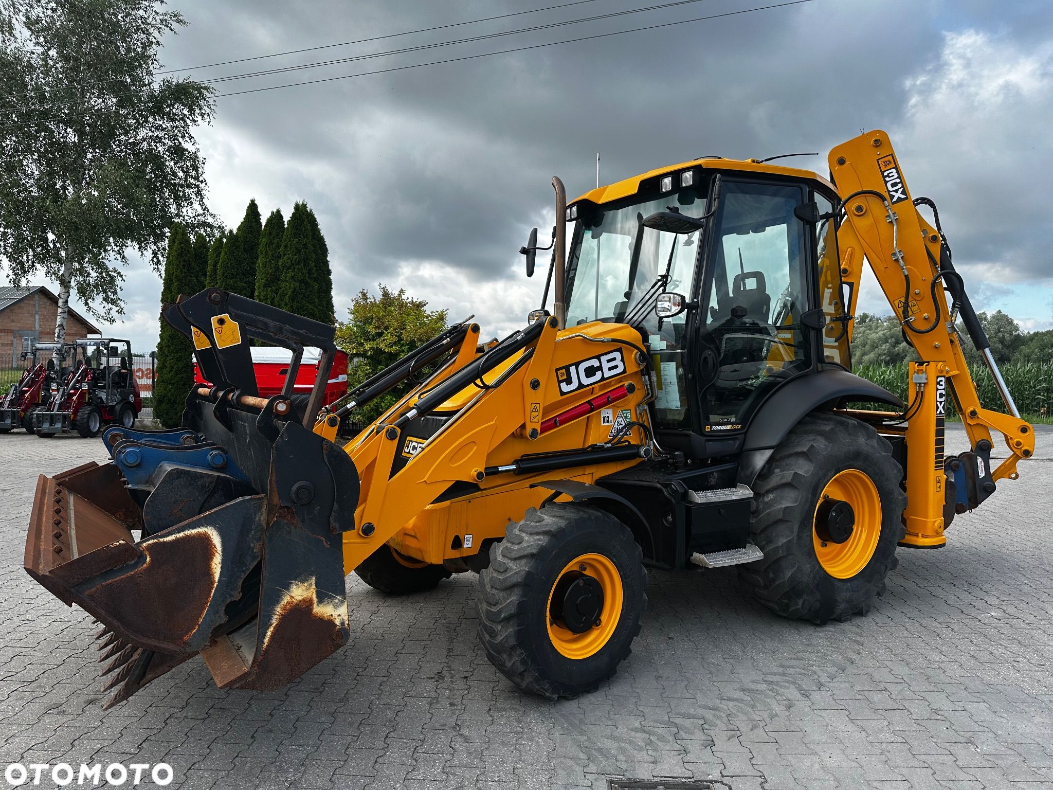 JCB 3CX PLUS AEC - 1