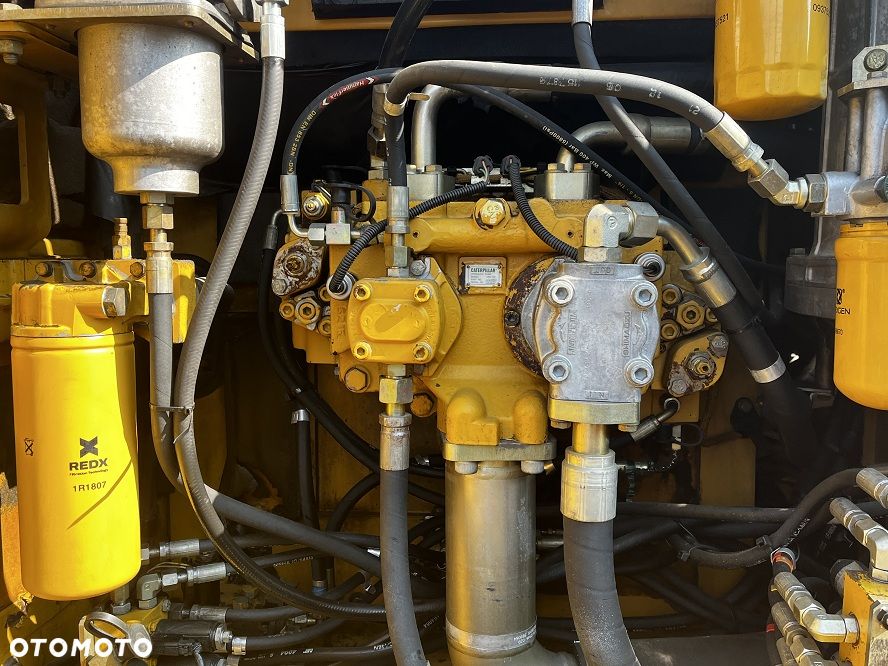 Caterpillar 324D - 5