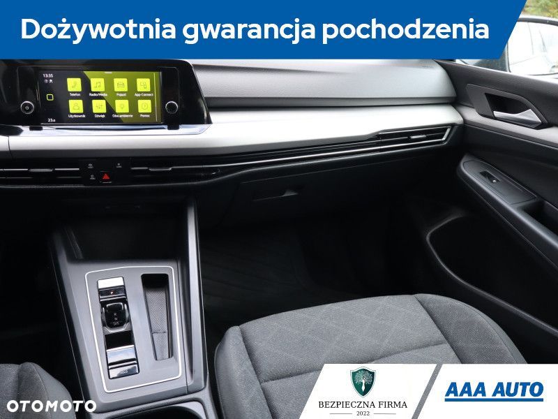 Volkswagen Golf - 10