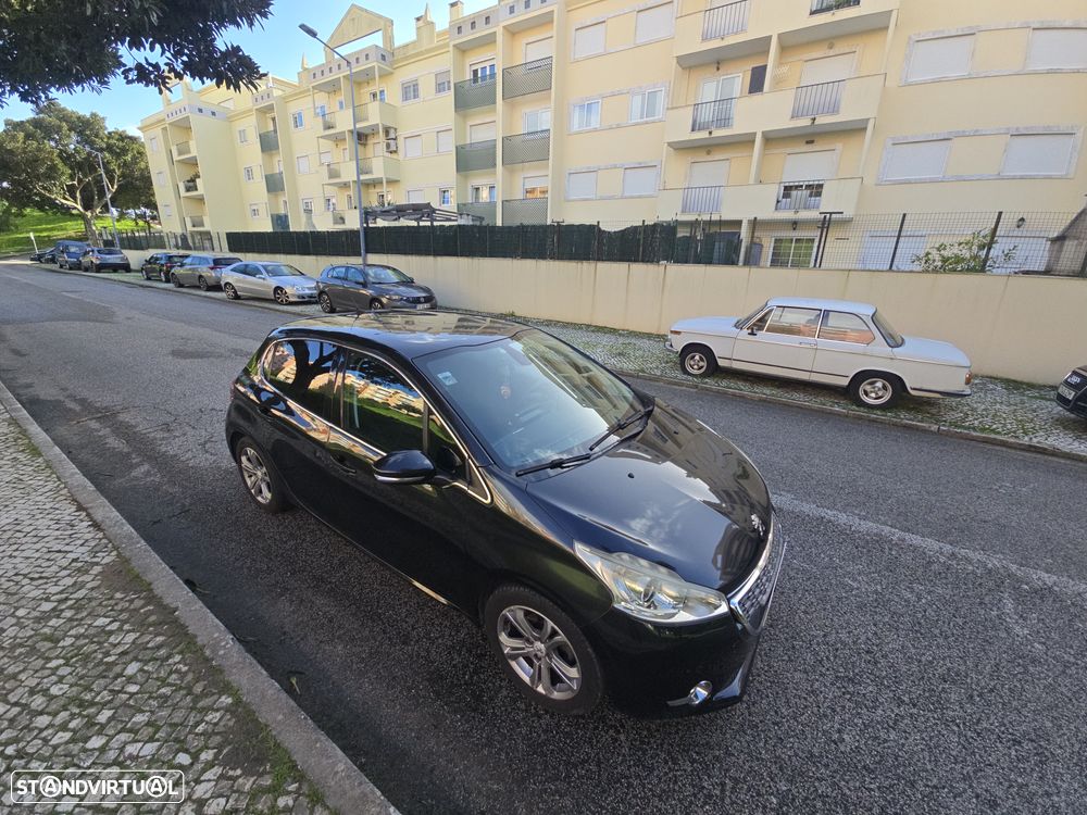Peugeot 208 1.4 VTi Allure - 33