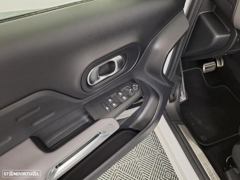 Citroën C5 Aircross 1.6 Hybrid E-Series Collection e-EAT8 - 29