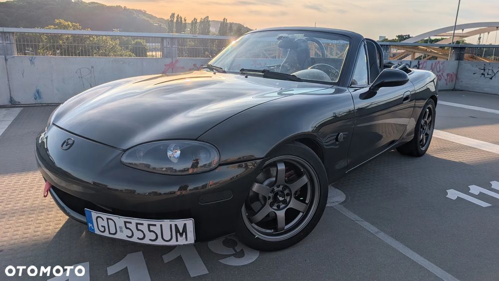 Mazda MX-5 1.8 16V - 1