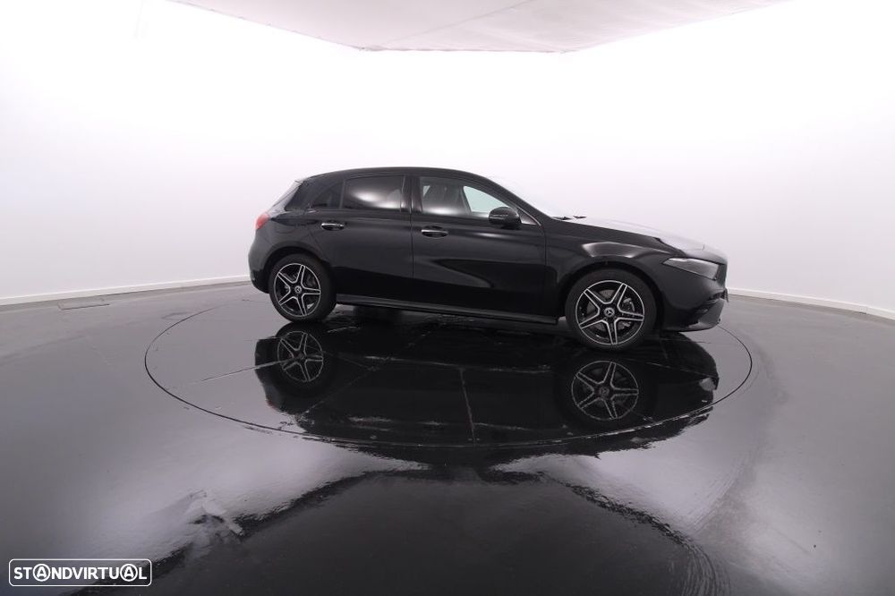 Mercedes-Benz A 250 e AMG Line - 10