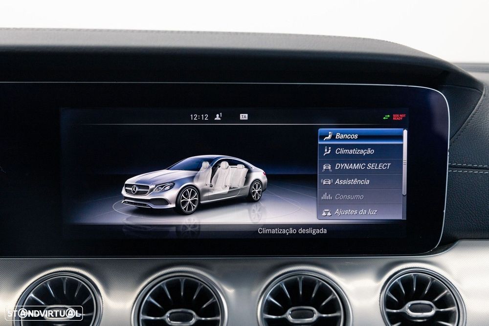 Mercedes-Benz E 220 d AMG Line - 37
