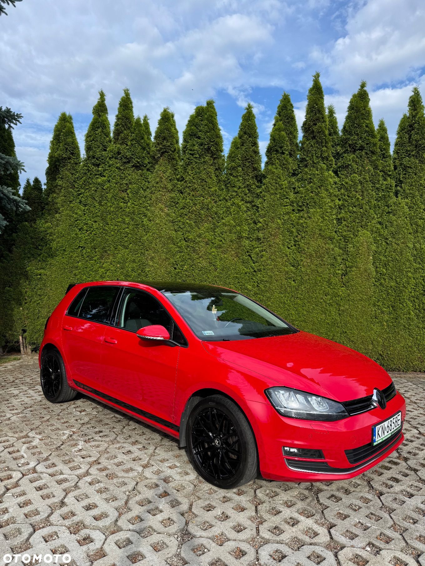 Volkswagen Golf - 1