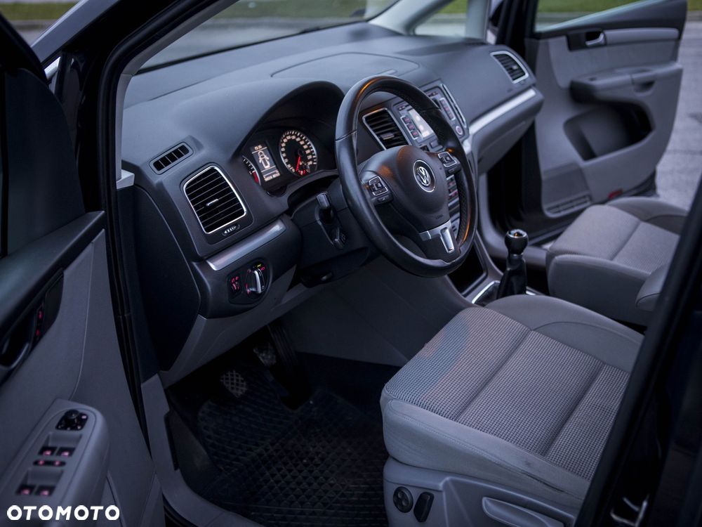 Volkswagen Sharan 2.0 TDI Comfortline - 13