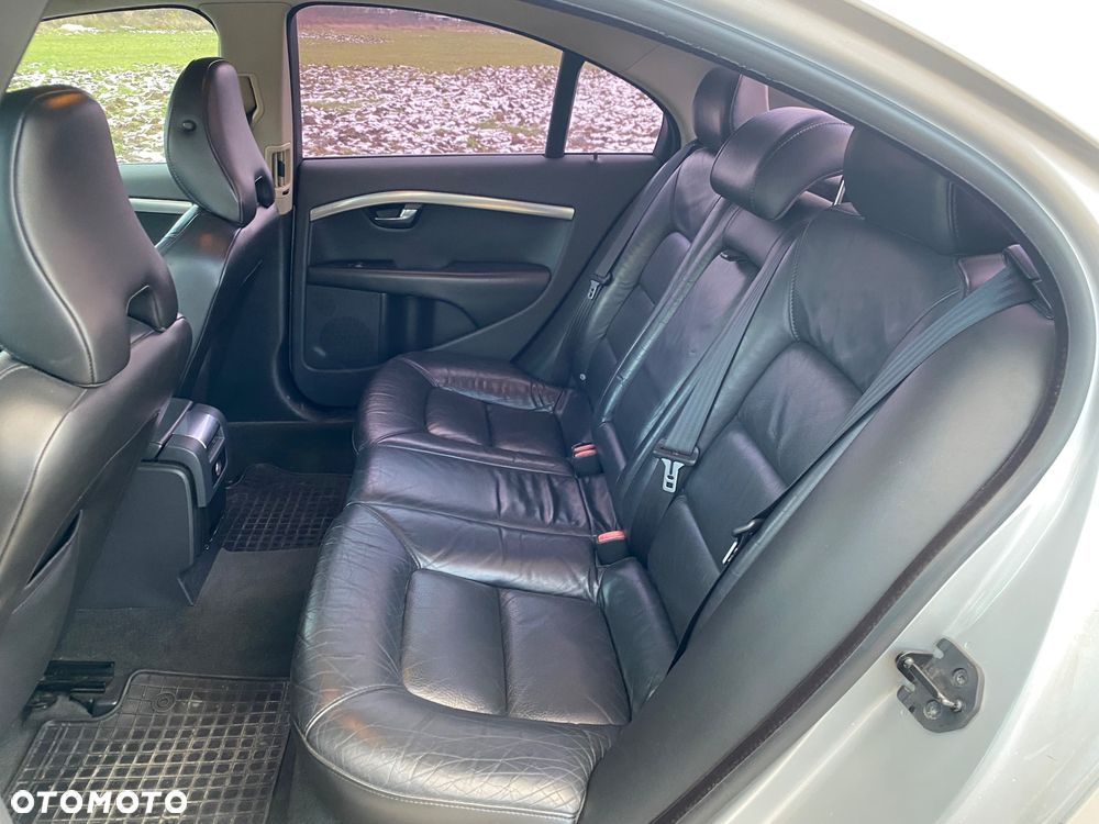 Volvo S80 2.4D5 Executive - 24