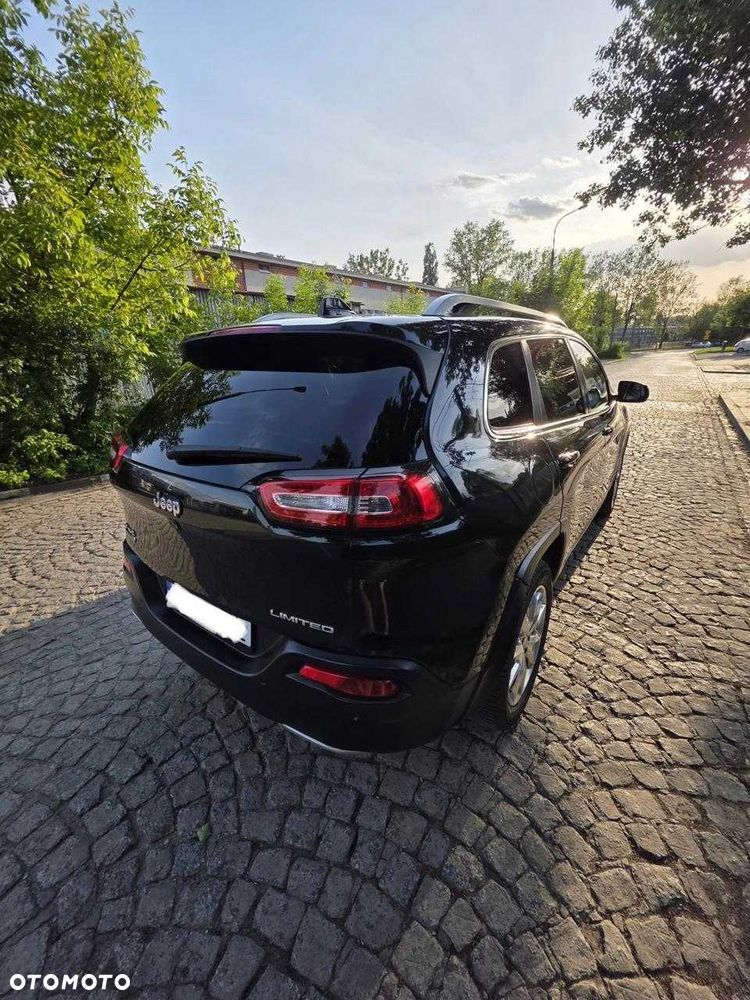 Jeep Cherokee - 8