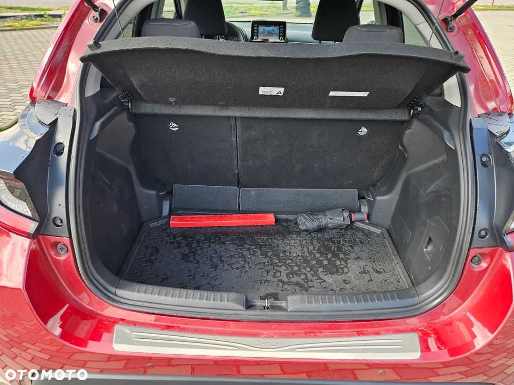 Toyota Yaris Hybrid 1.5 Tokyo Edition - 23