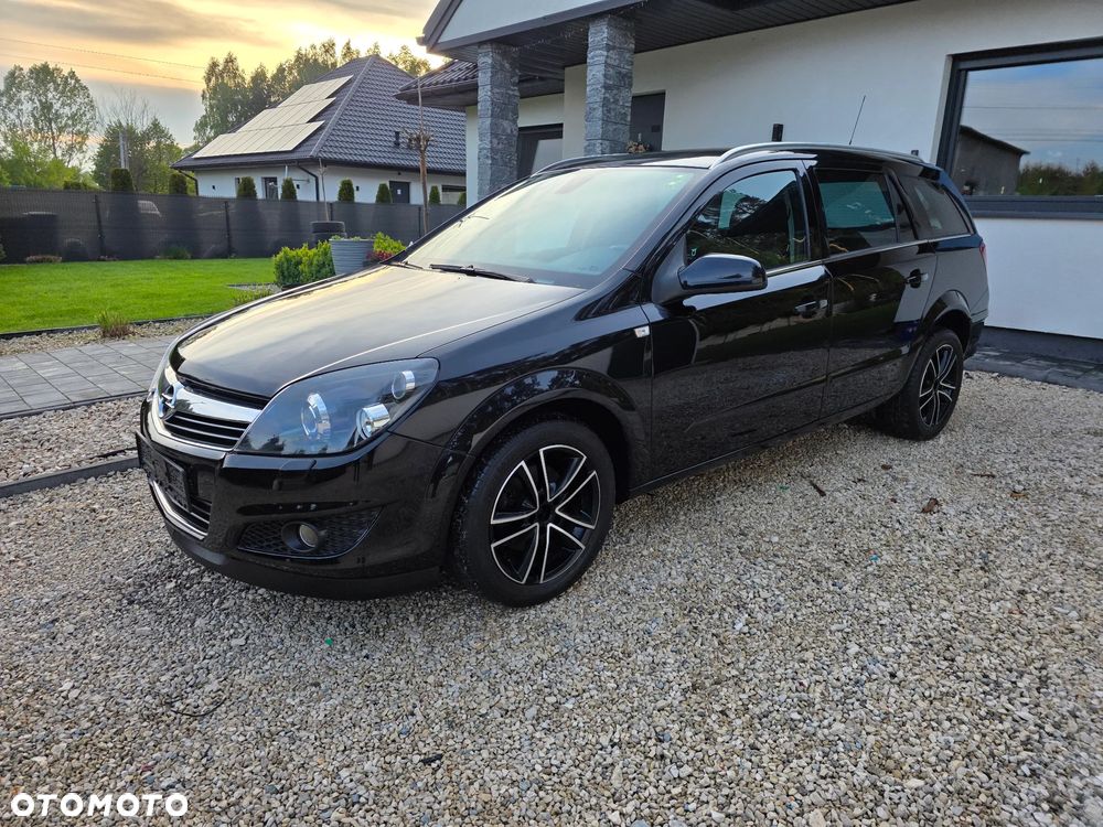 Opel Astra 1.8 Innovation 110 Jahre - 2
