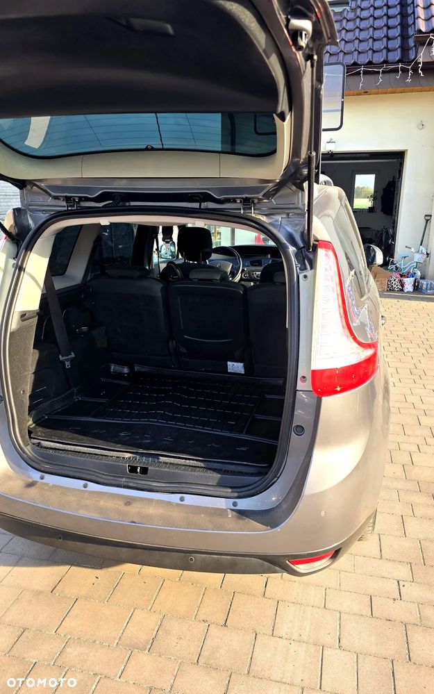 Renault Scenic 1.5 dCi Life EDC - 13