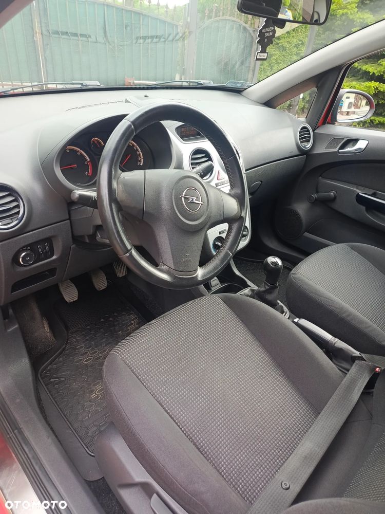 Opel Corsa - 12