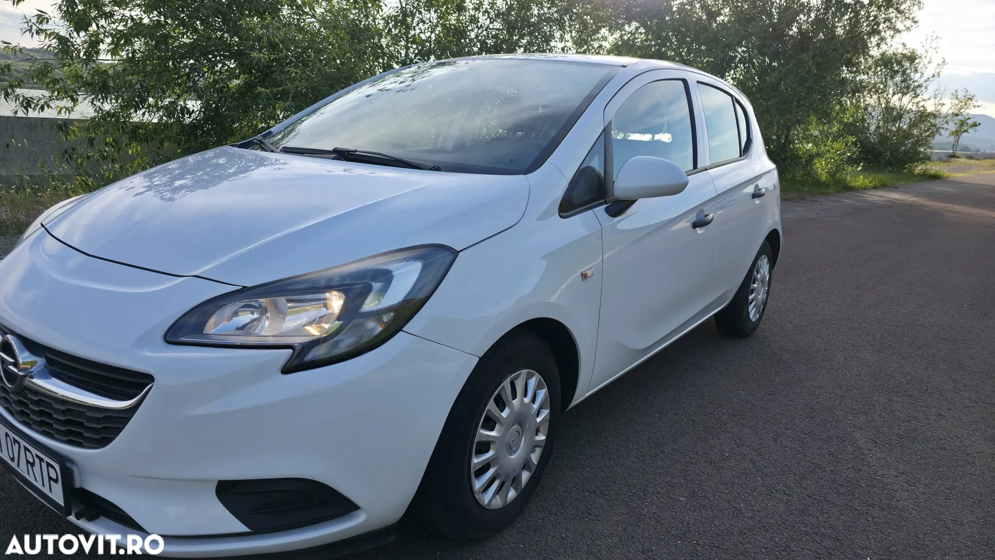Opel Corsa 1.2 TWINPORT ECOTEC Enjoy - 3